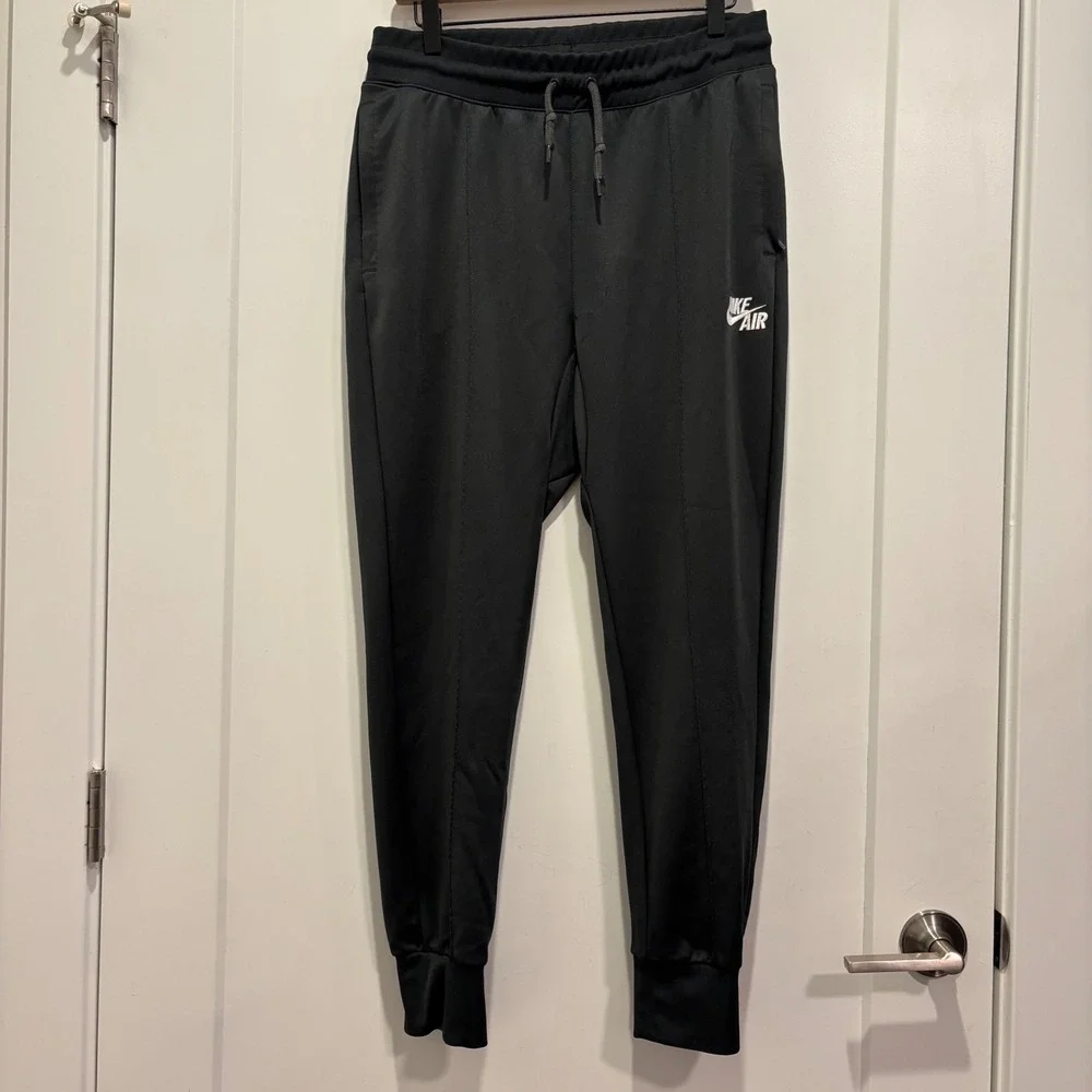 Nike Air Mens Joggers Black Athletic Track Pants Medium Embroidered Logo